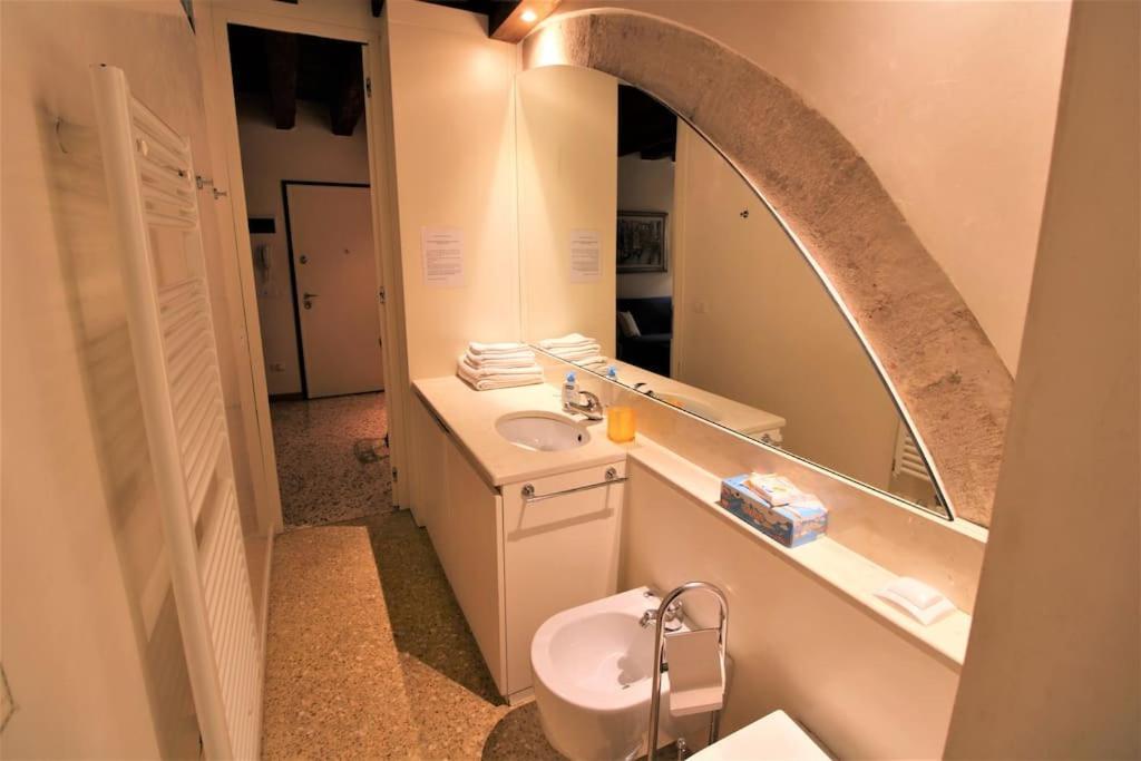 San Marco Charming With Canal View Venecia